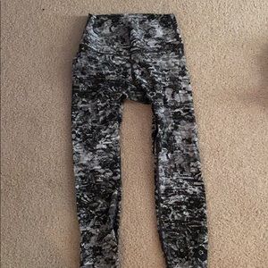 Snake print lululemon leggings